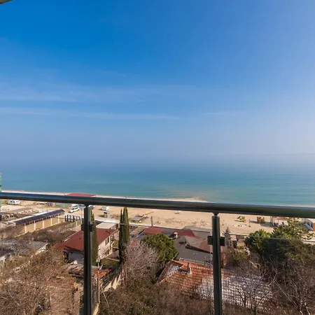 Copacabacum Sea View Warna
